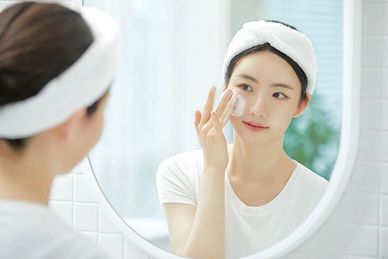 Nguyên nhân khiến làn da hỗn hợp mất cân bằng